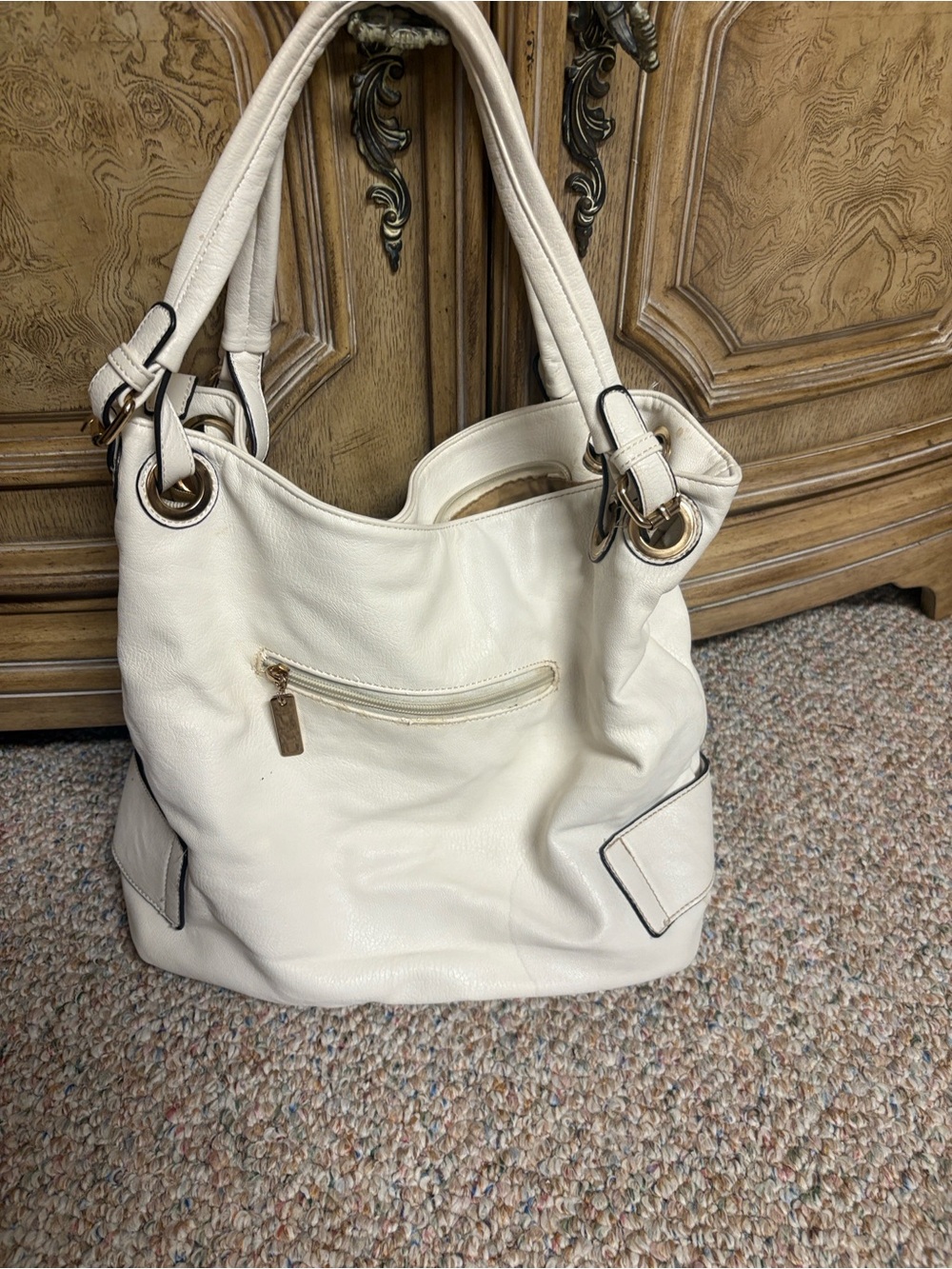 Cream Leather Tote Bag with Gold Accent - Picture 3 of 4